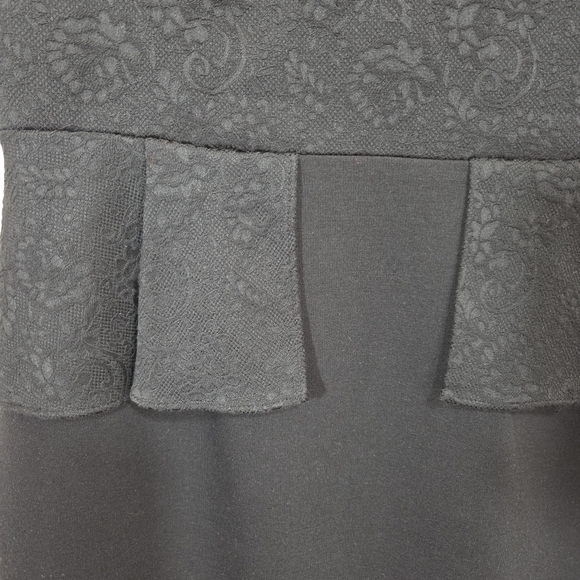 Tahari Black Asymmetrical Peplum Sheath Dress Size 8 - Picture 6 of 7